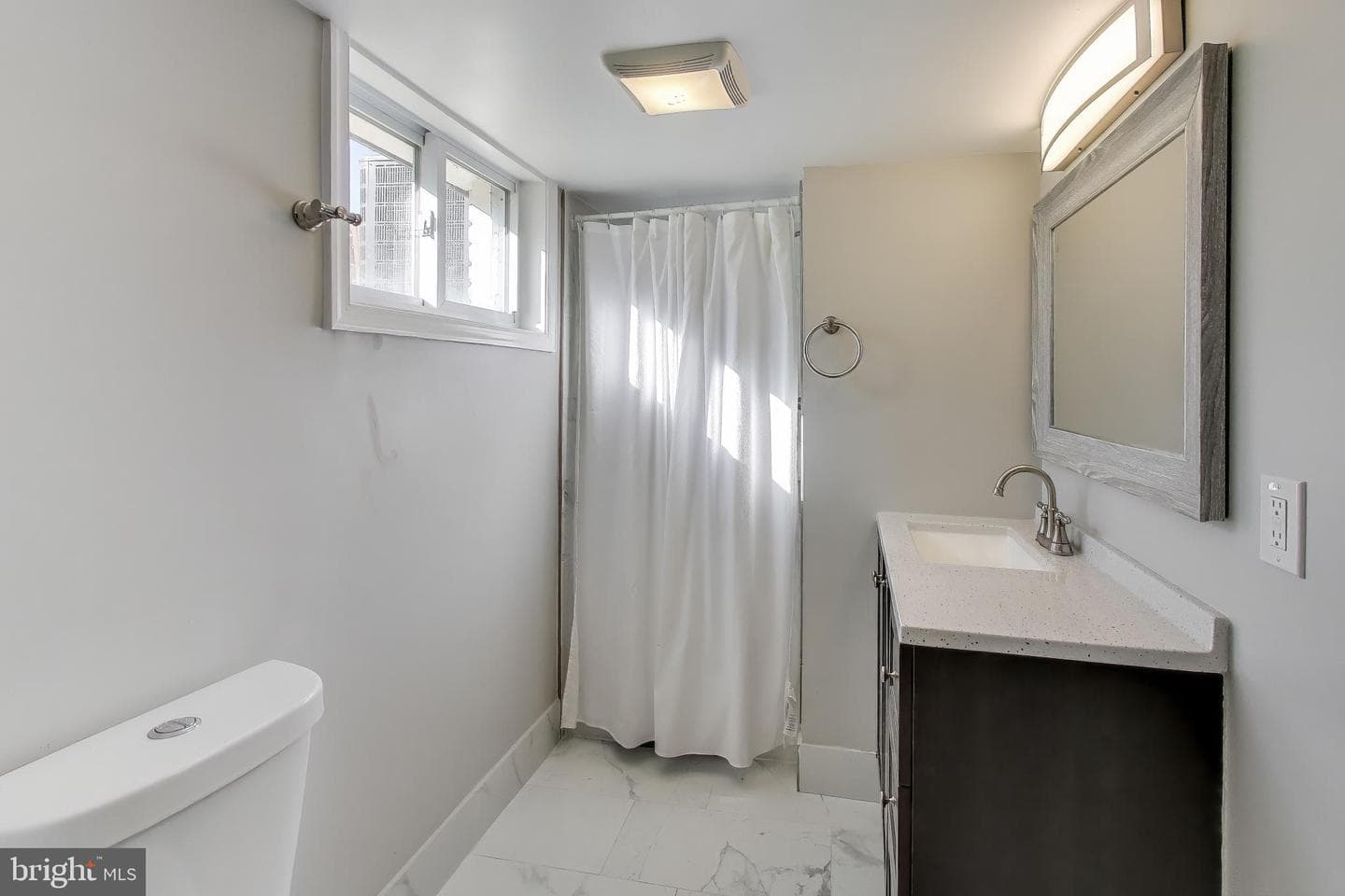 3913 Oglethorpe Street photo 27