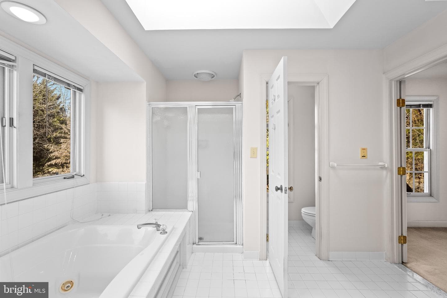 10508 Forestgate Place photo 32