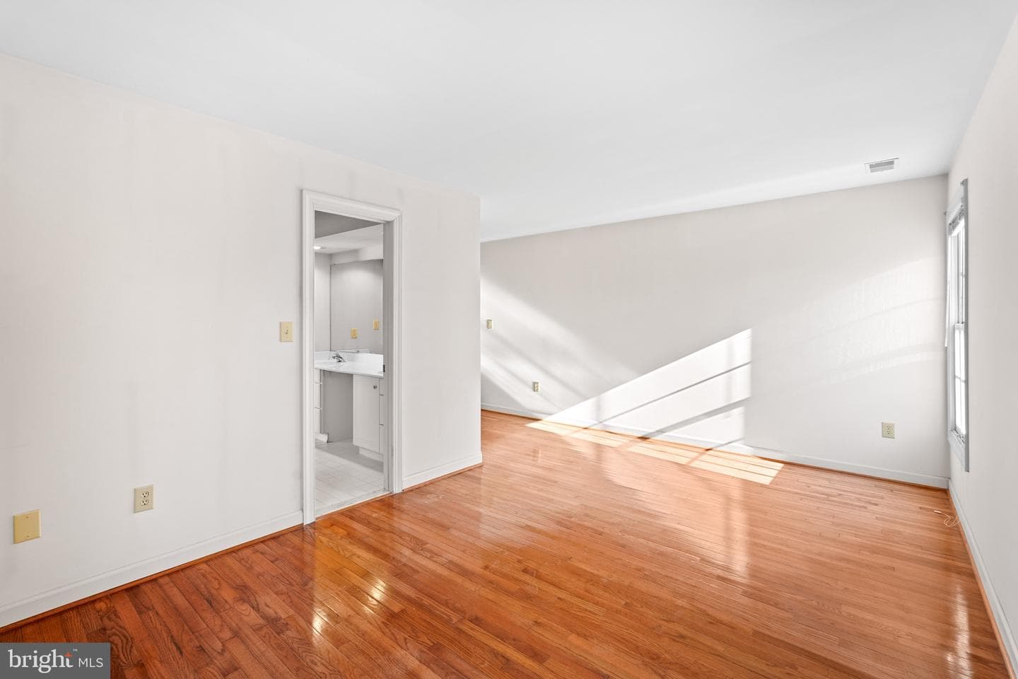 10508 Forestgate Place photo 36