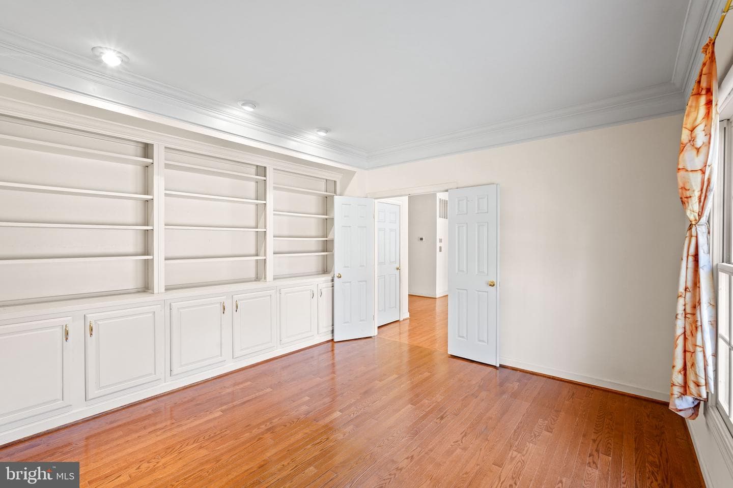 10508 Forestgate Place photo 9