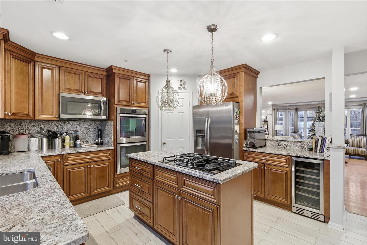 5423 Thomas Sim Lee Terrace photo 8