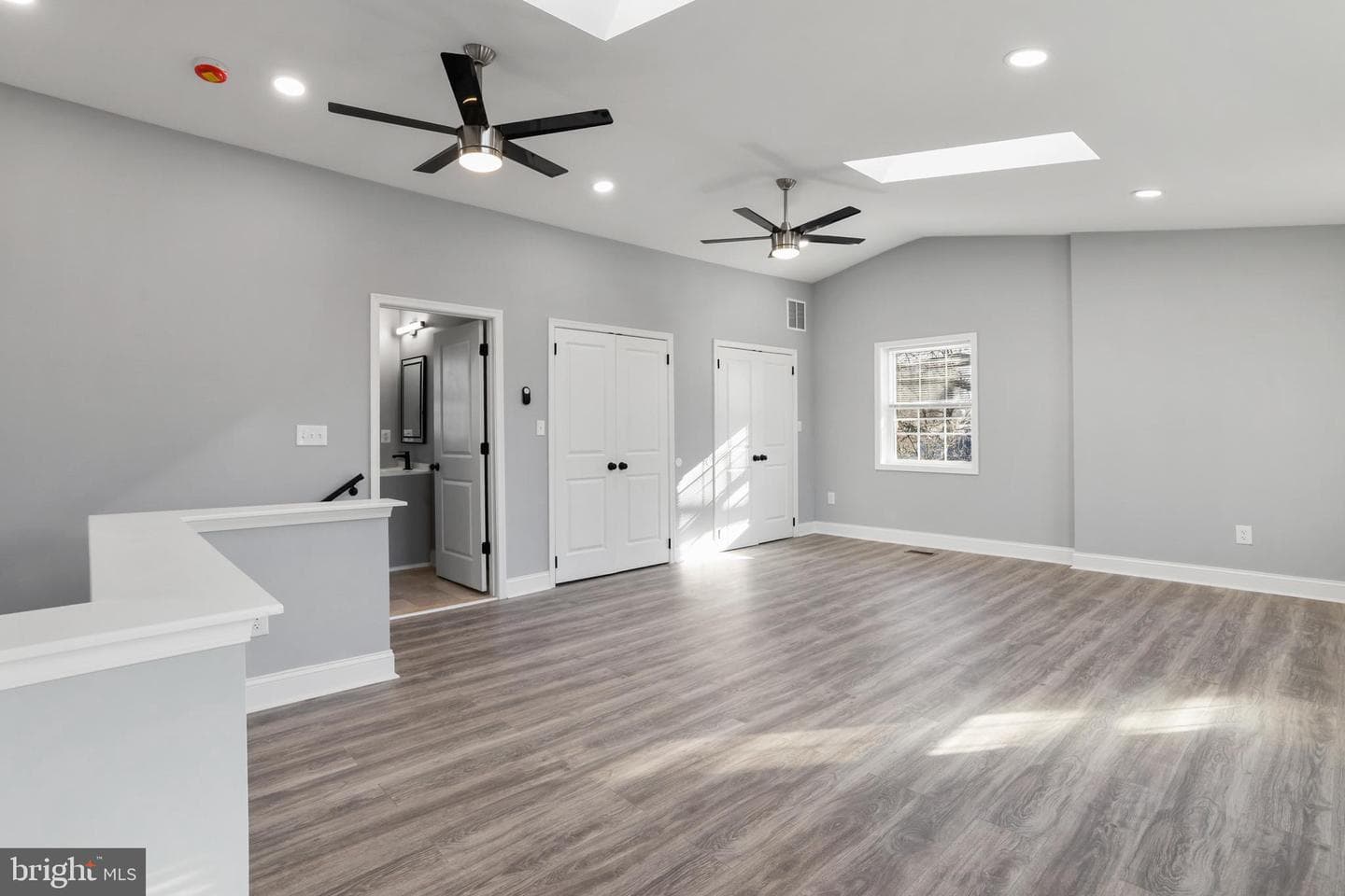 6105 43rd Avenue photo 12
