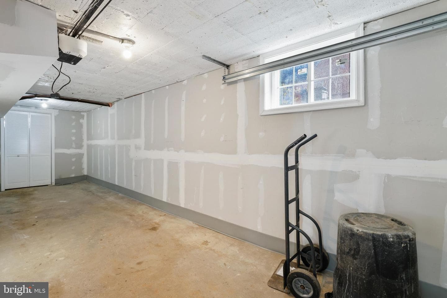 6105 43rd Avenue photo 27