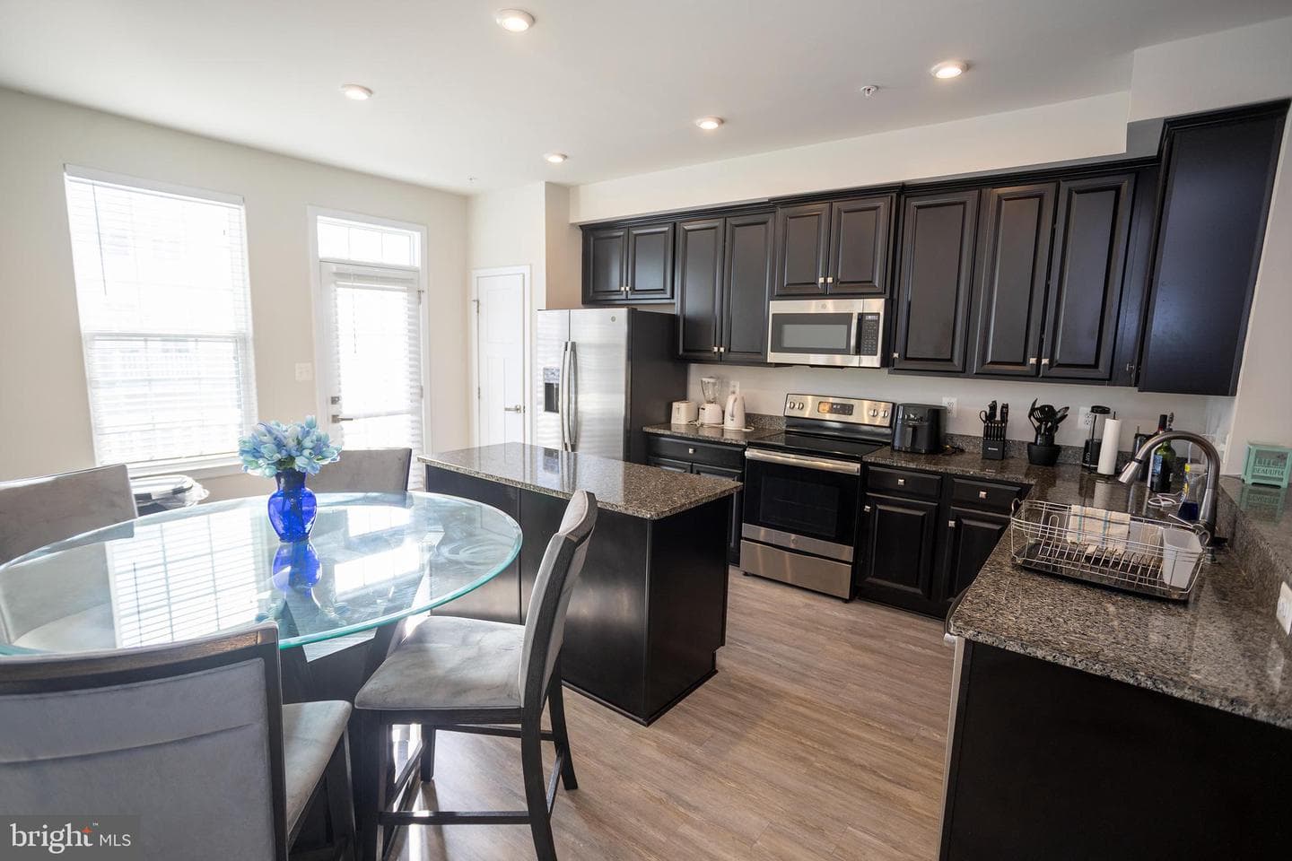 9926 New Pointe Drive photo 17
