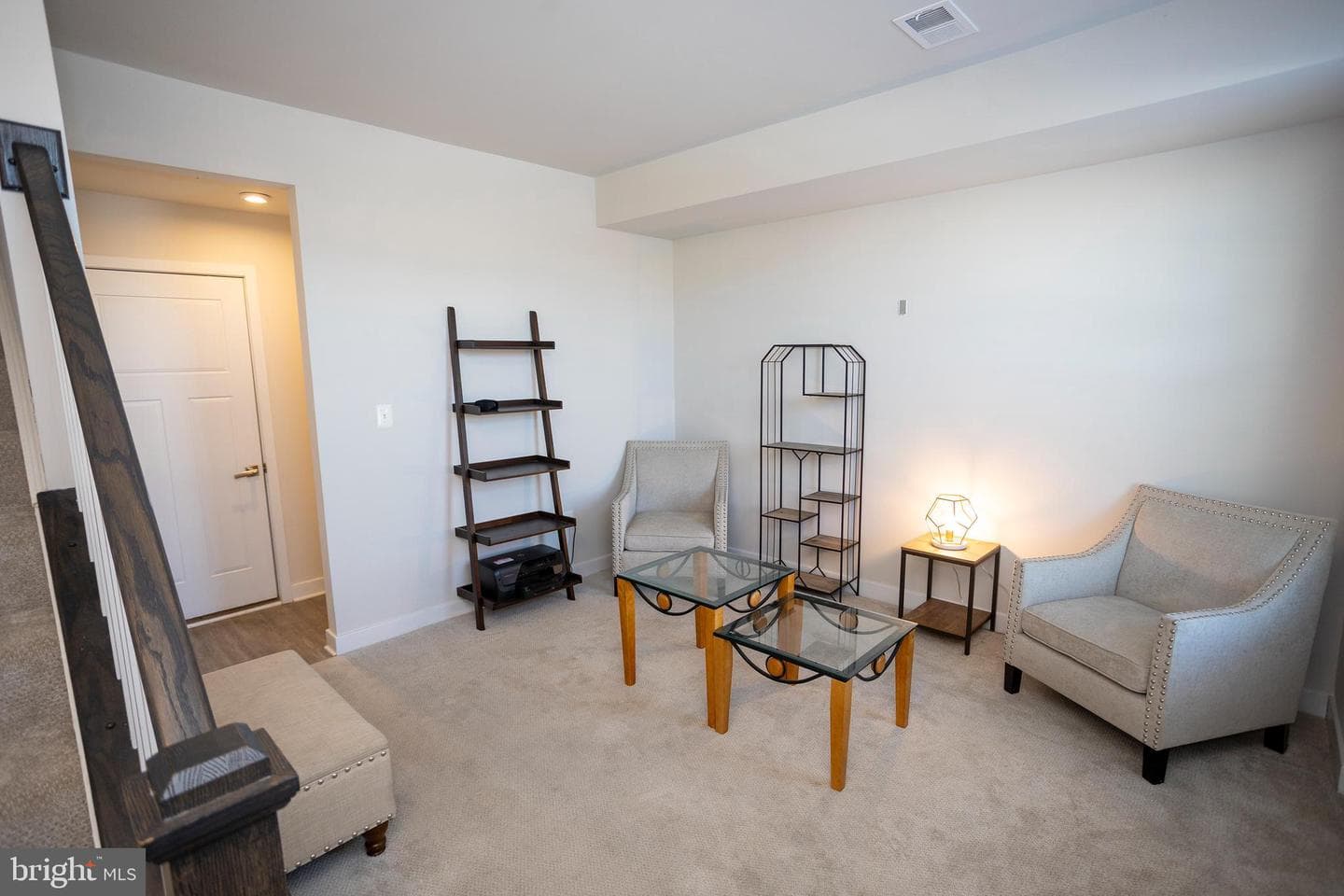 9926 New Pointe Drive photo 5
