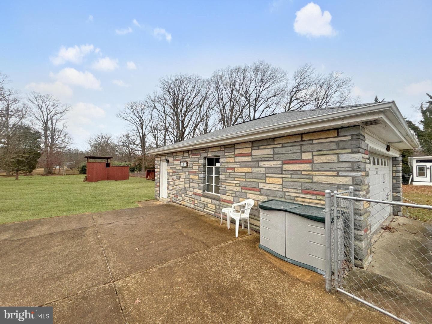 7809 Locust Lane photo 4
