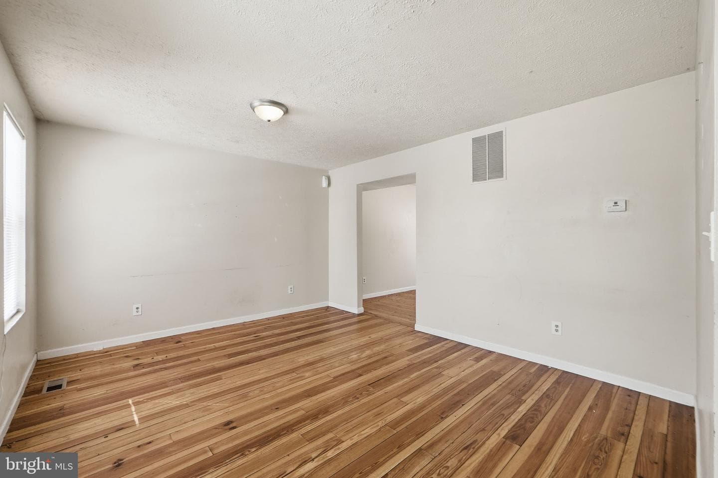 5808 Burgundy Street photo 20