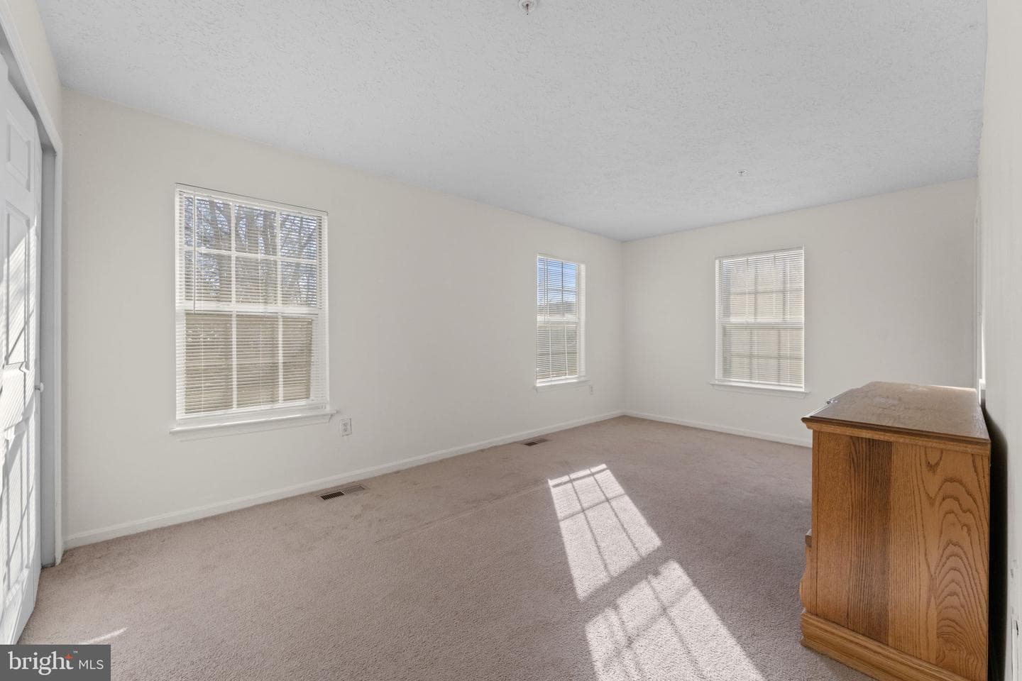 4043 Silver Park Terrace photo 25
