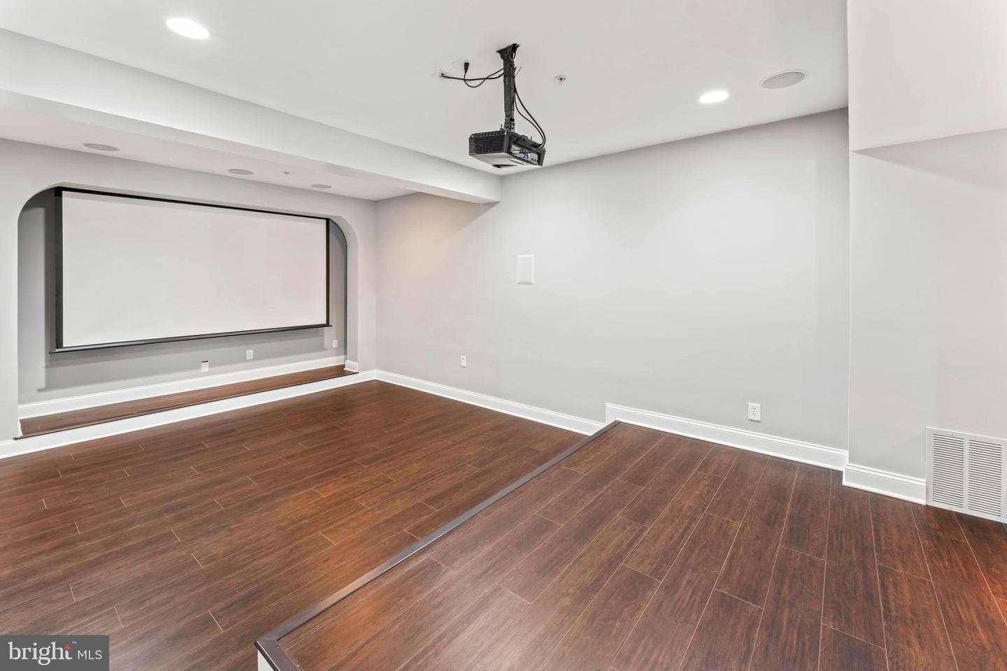 14204 Highlands Terrace photo 54