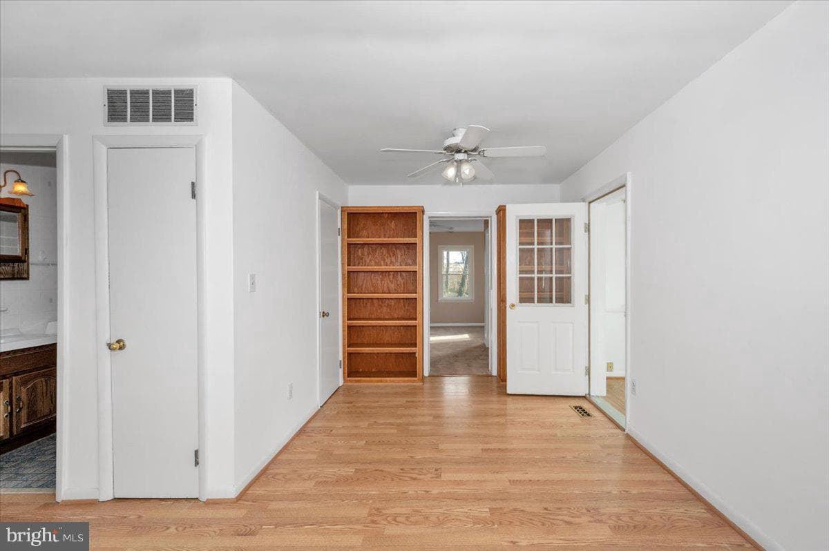 5209 Cochran Road photo 10