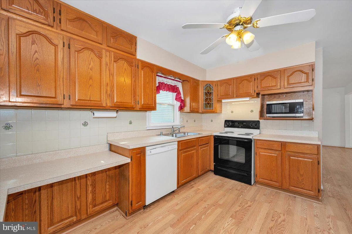 5209 Cochran Road photo 12