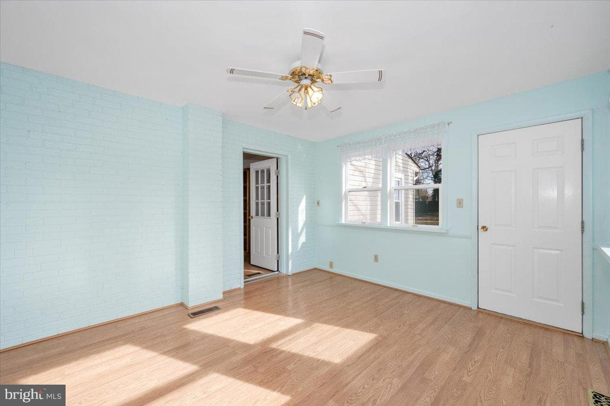 5209 Cochran Road photo 23