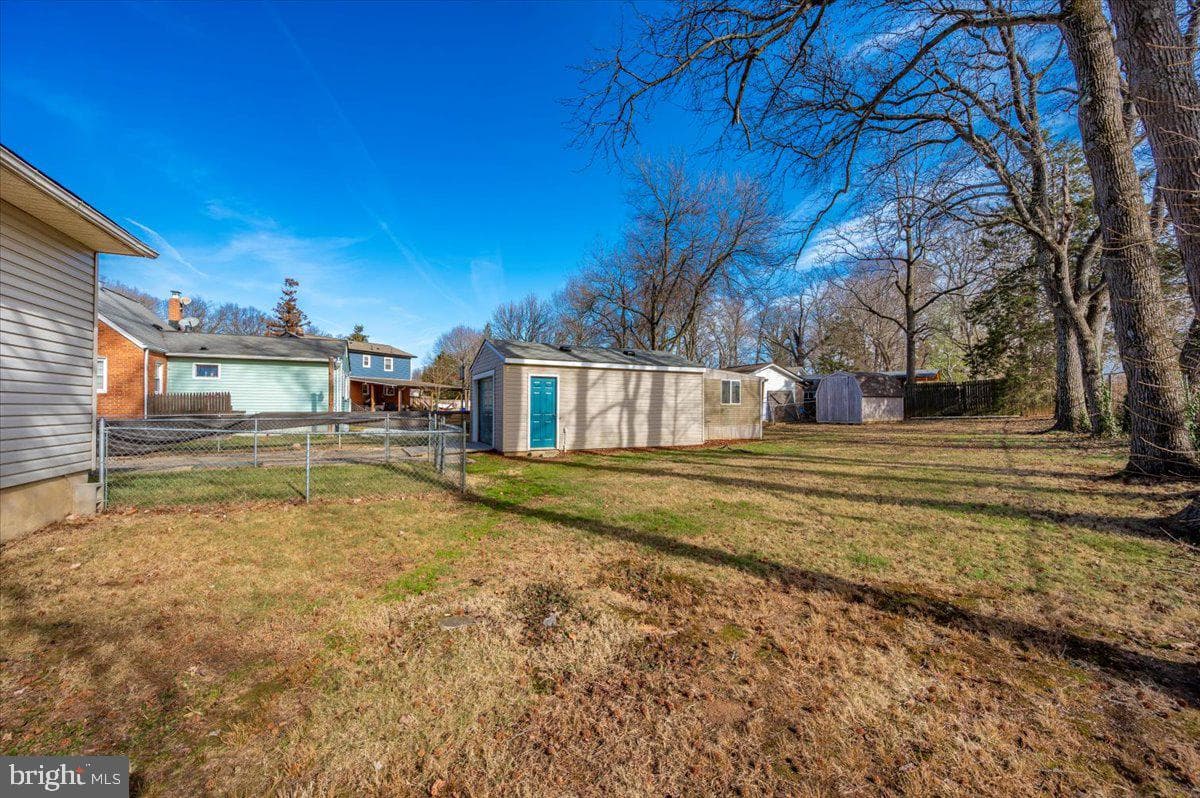 5209 Cochran Road photo 58