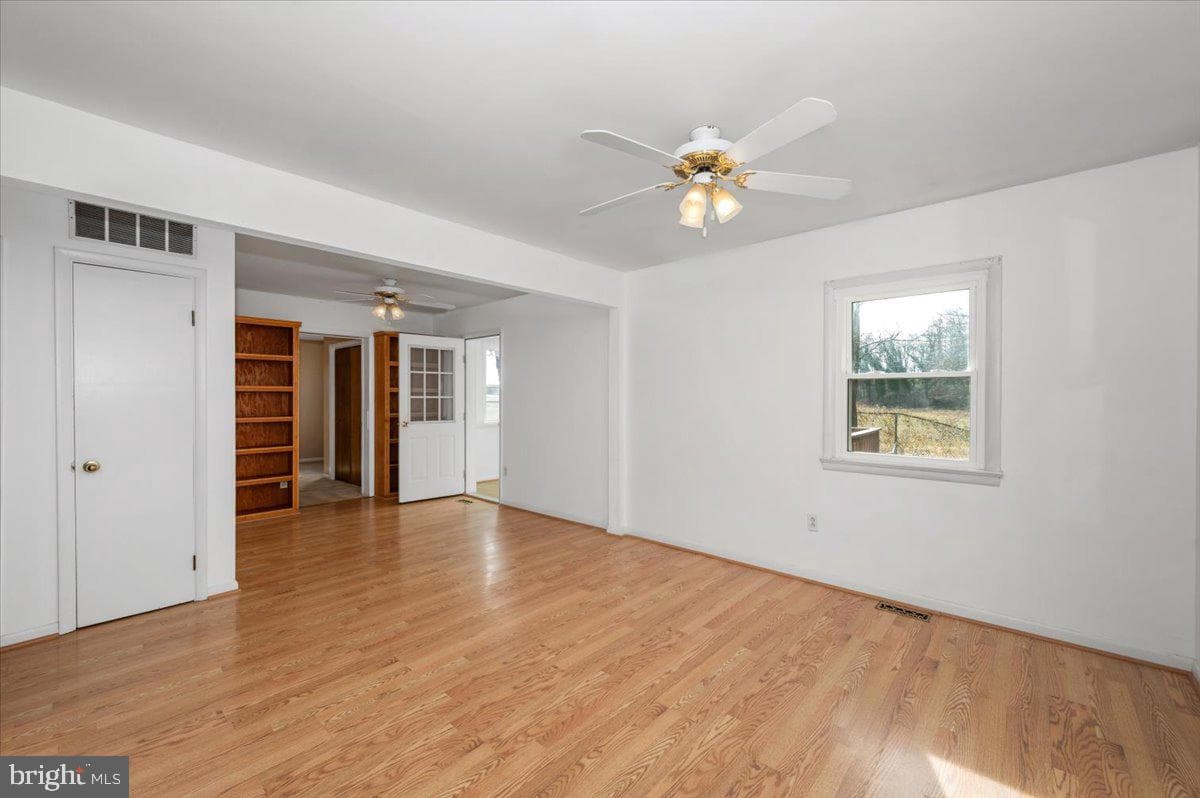 5209 Cochran Road photo 7