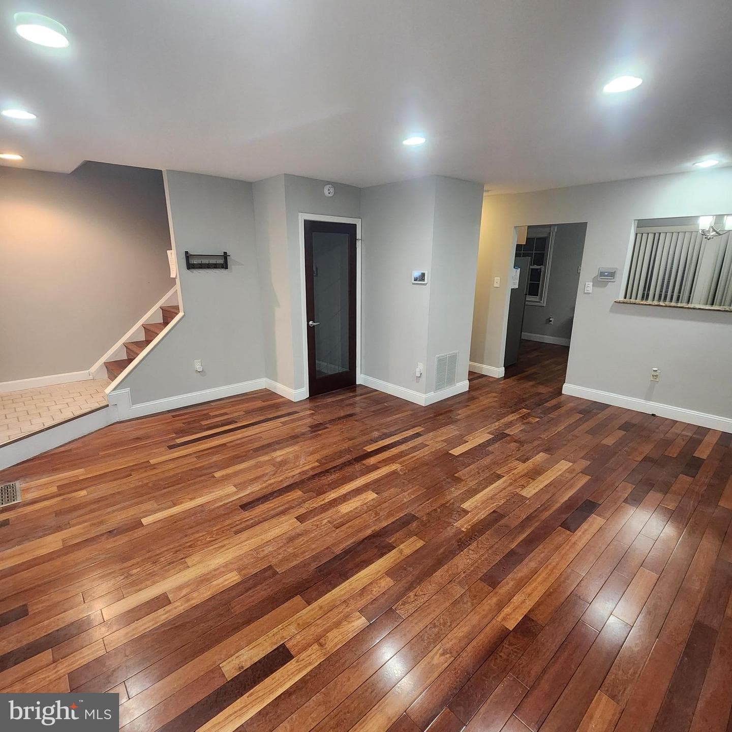 8307 Snowden Oaks Place photo 5