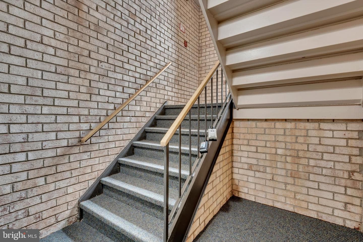 6916 Hanover Parkway #100 photo 26