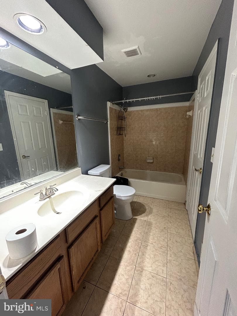 14517 London Lane photo 9