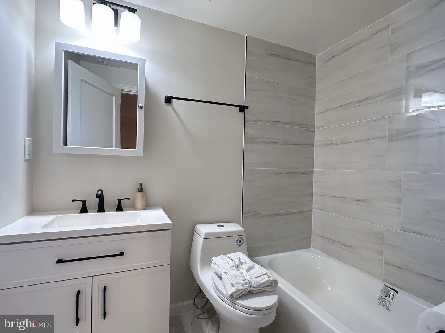 2503 Easton Street photo 28