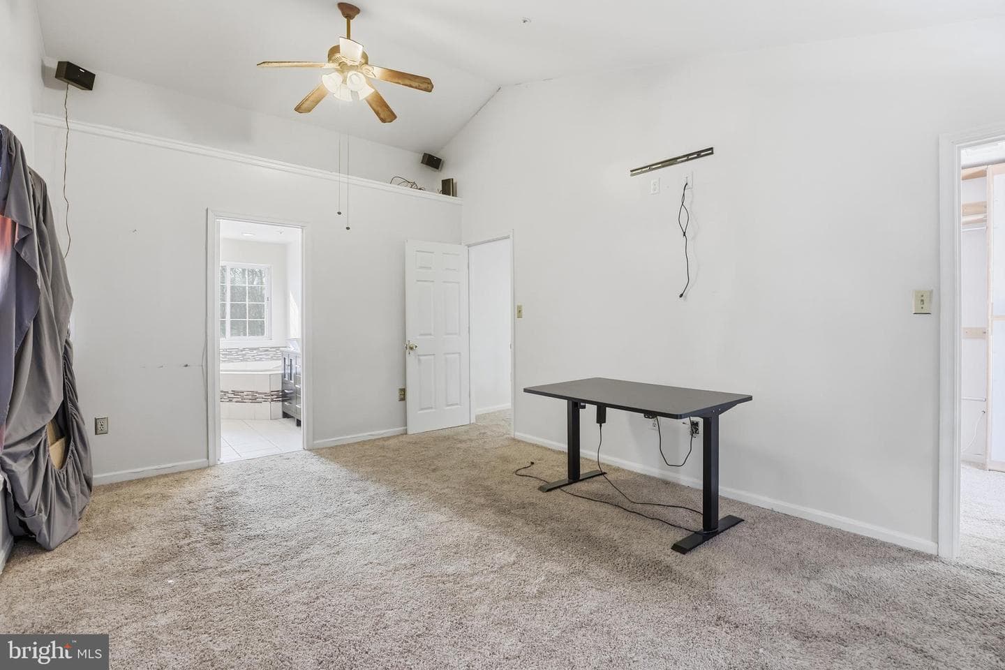 8105 Birdsong Drive photo 19