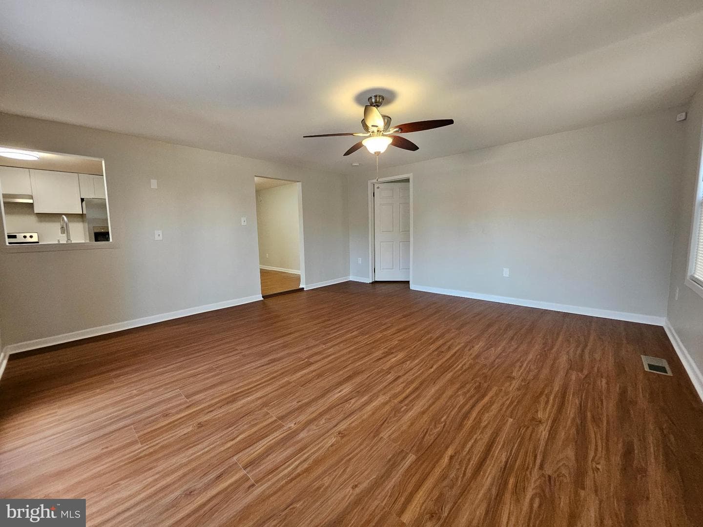 5901 Harrison Avenue photo 19