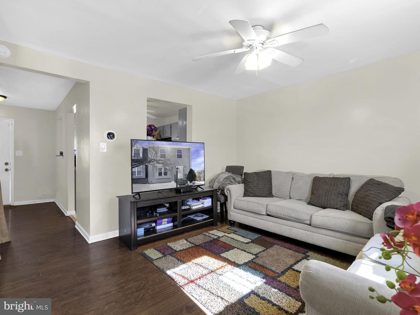 5859 Hil Mar Drive photo 5
