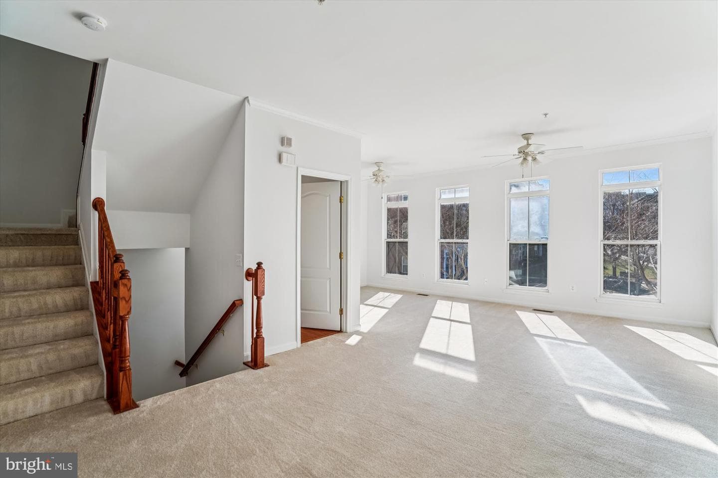 5602 Hartfield Avenue photo 4