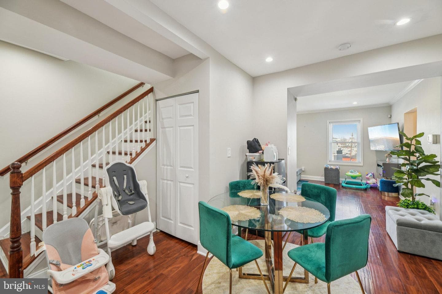 6003 Seat Pleasant Drive photo 13