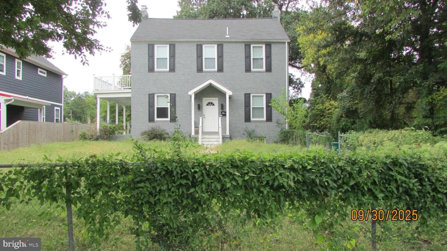 4809 Sheridan Street photo 2