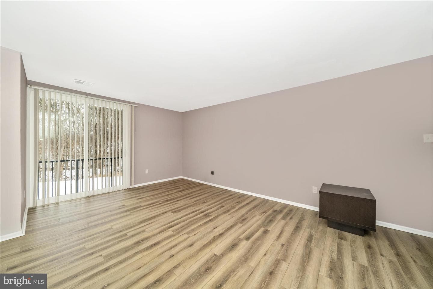 10234 Prince Place #17-102 photo 4