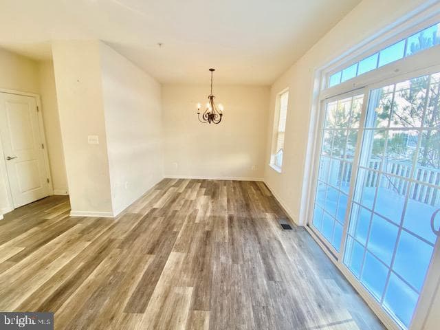 6906 Stansbury Lane photo 9