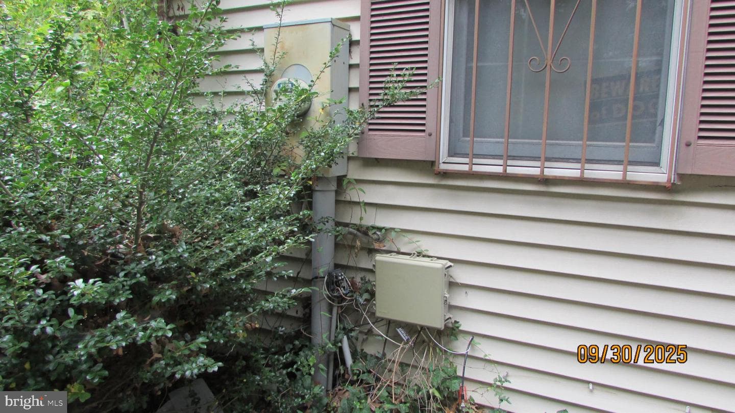 4416 Van Buren Street photo 46
