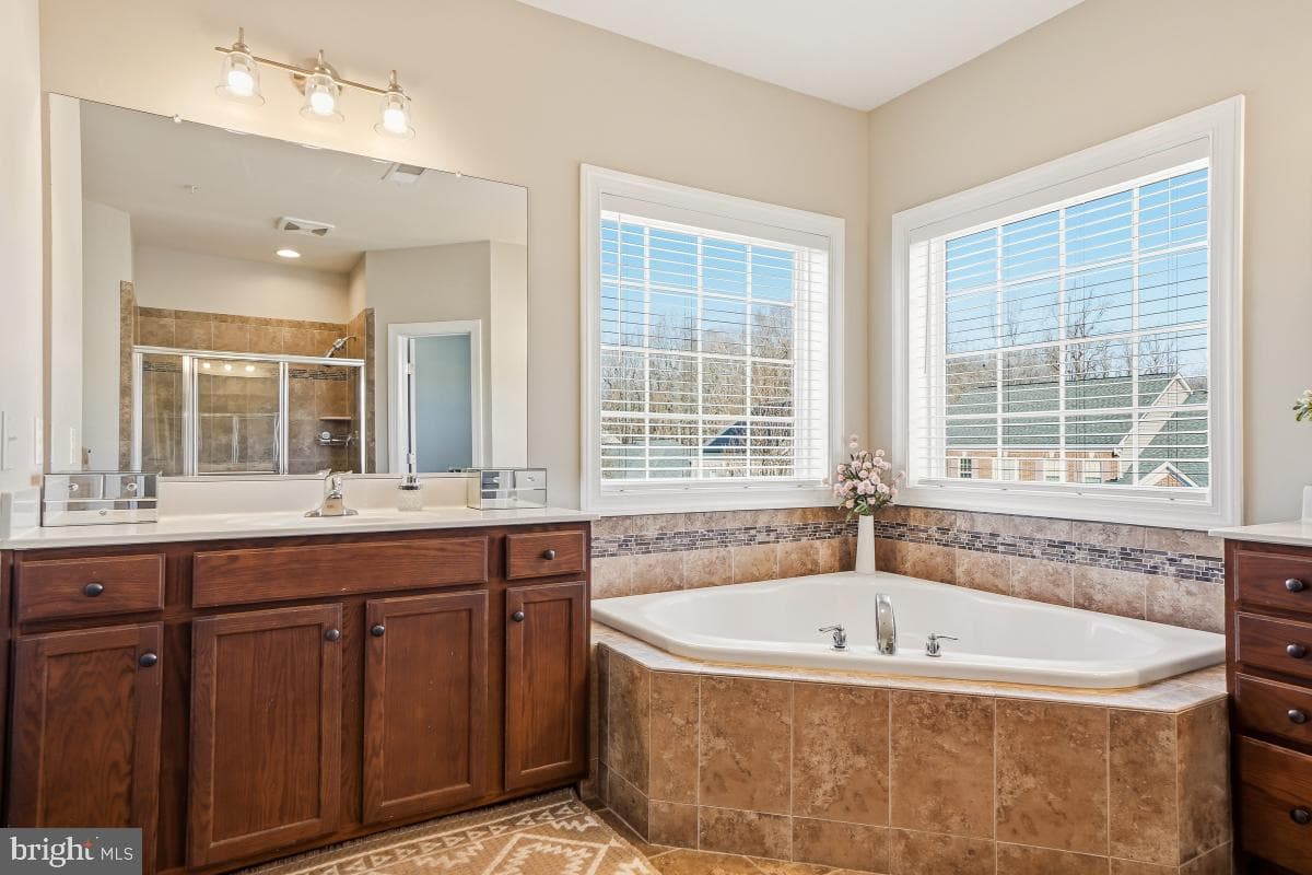 15312 Sir Edwards Drive photo 34