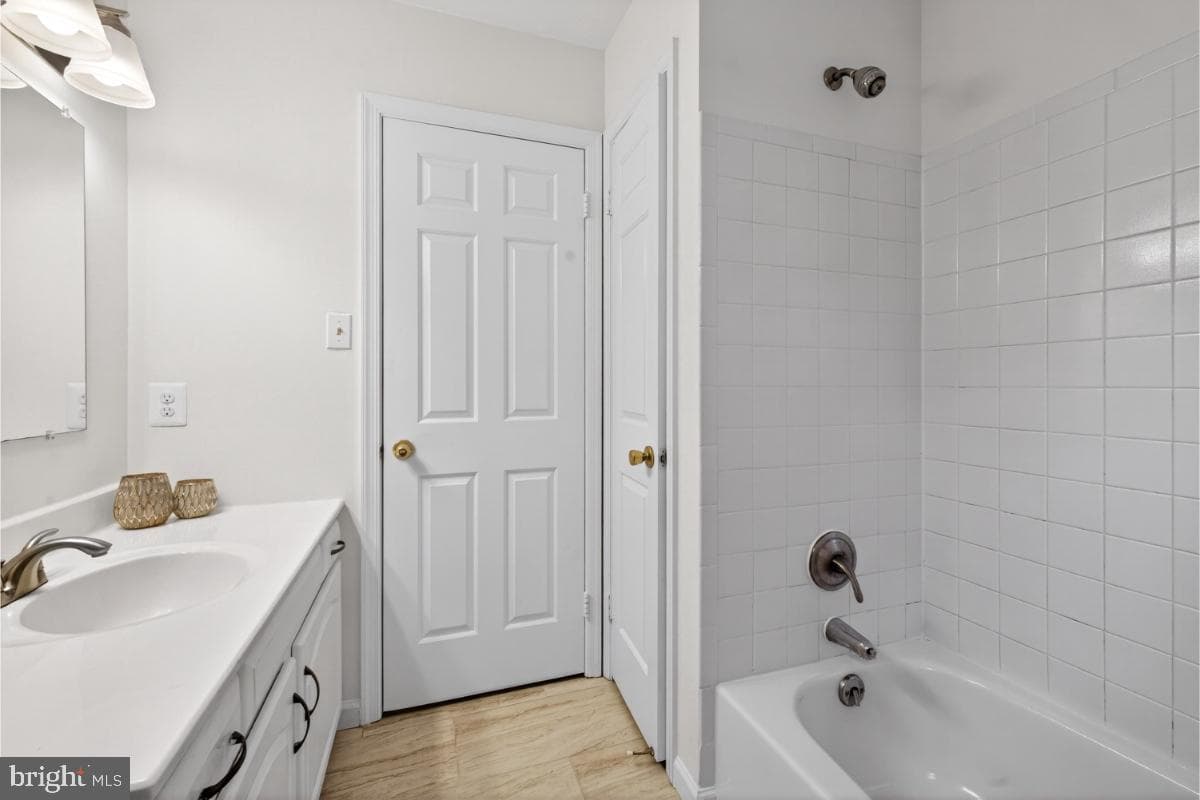 11203 Cedar Lane photo 45