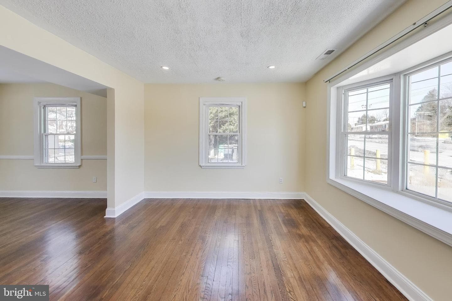 6904 Riggs Road photo 7