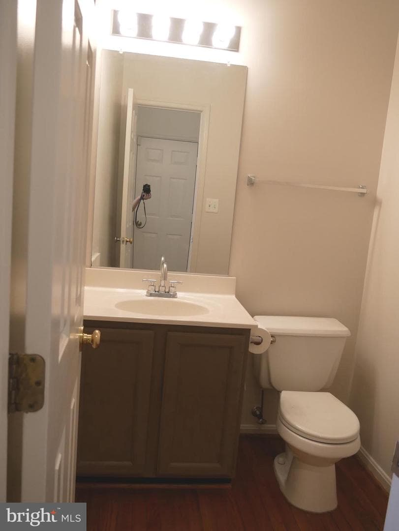 5704 Allwood Court photo 15