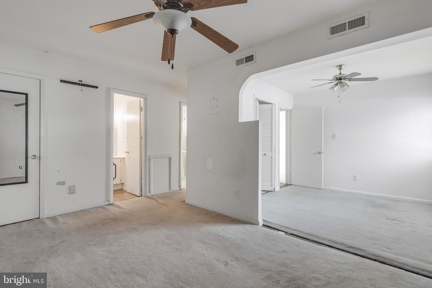 15700 Perkins Lane photo 23