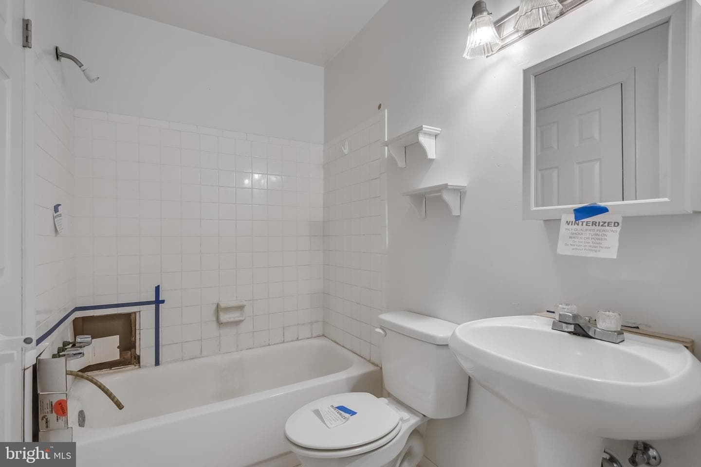 15700 Perkins Lane photo 29