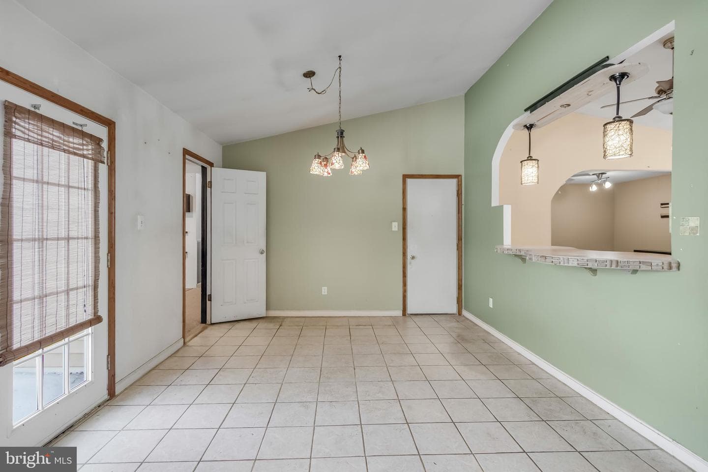 15700 Perkins Lane photo 7