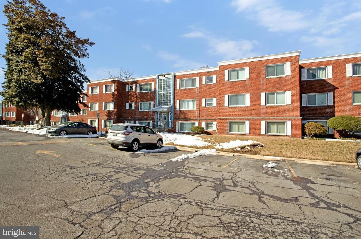 3823 Hamilton Street #b-204 photo 21