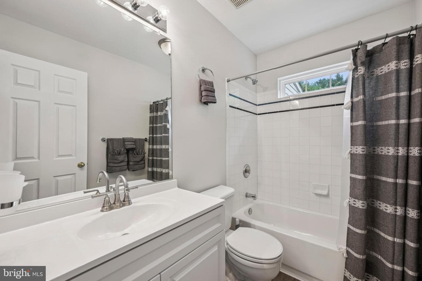 3709 38th Avenue photo 12