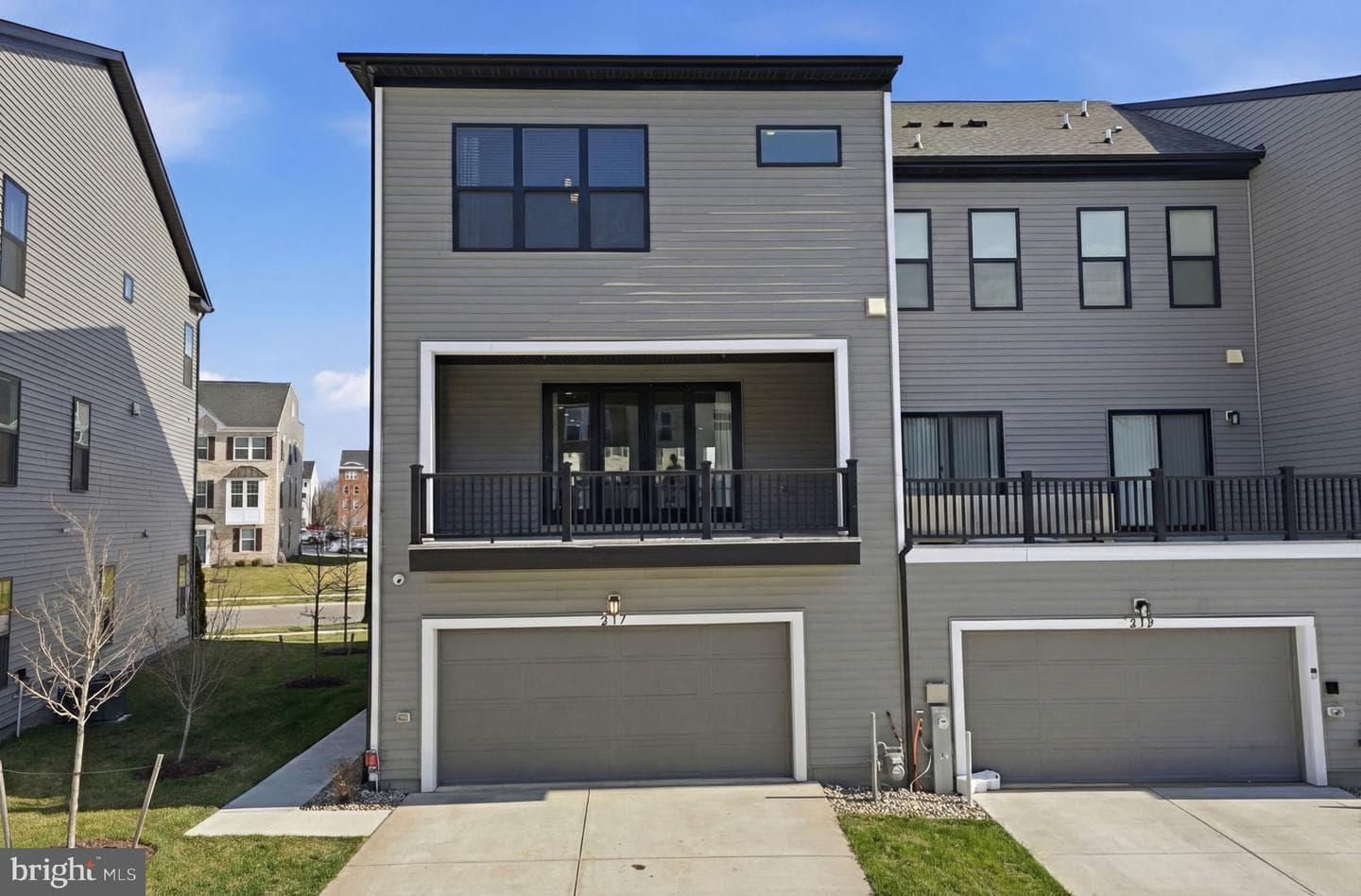 217 Summit Point Boulevard photo 41
