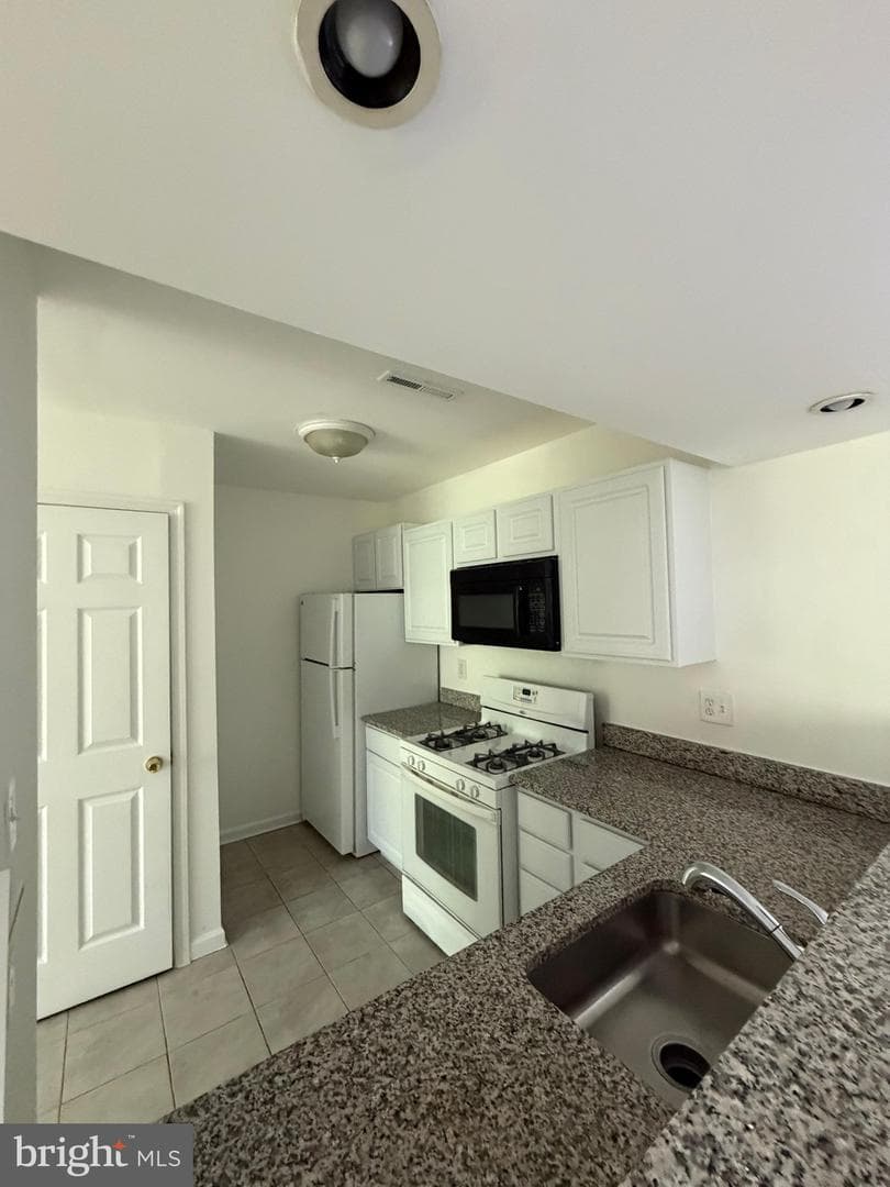 7516 Hawthorne Street #5 photo 3