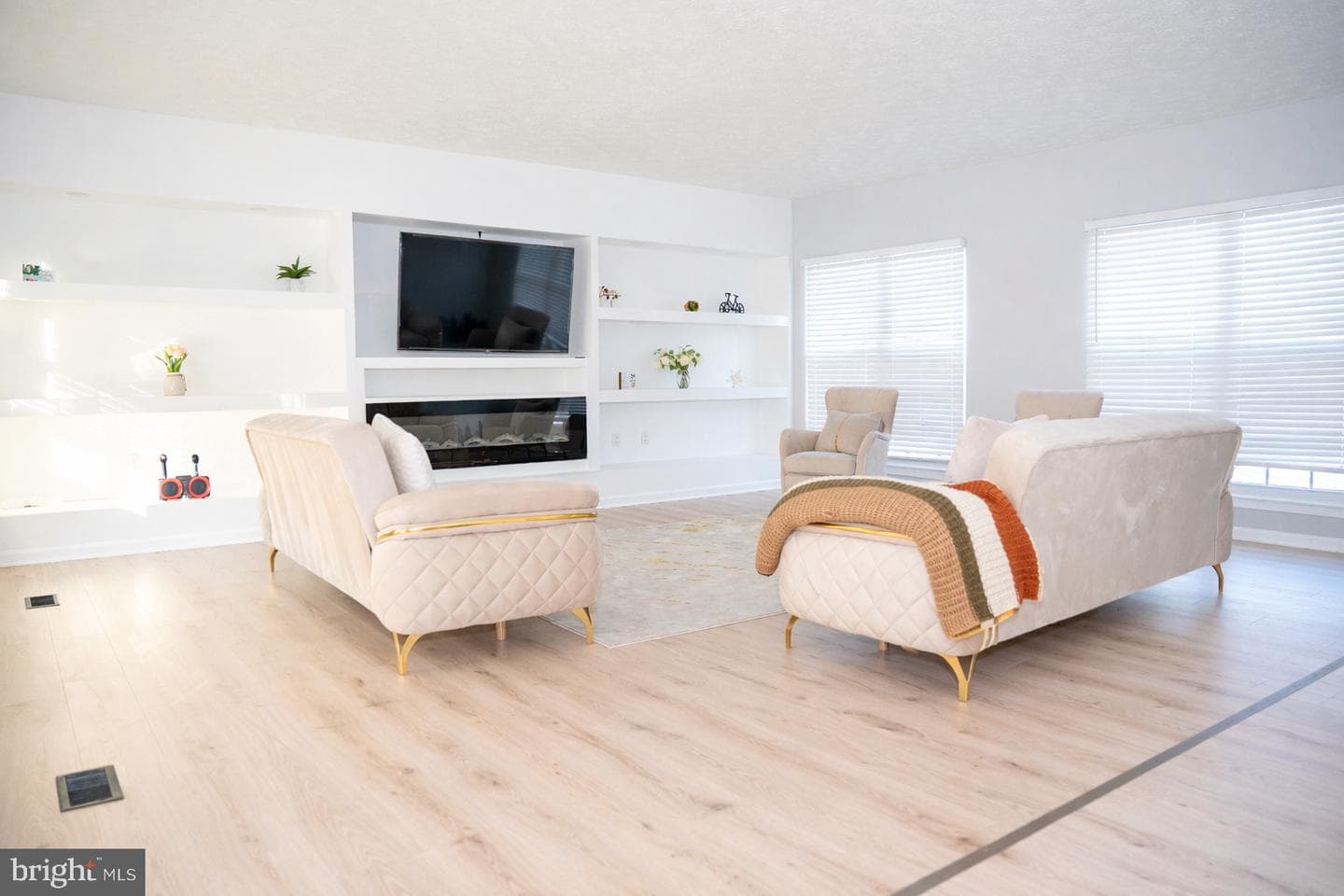 11002 Cranford Drive photo 4
