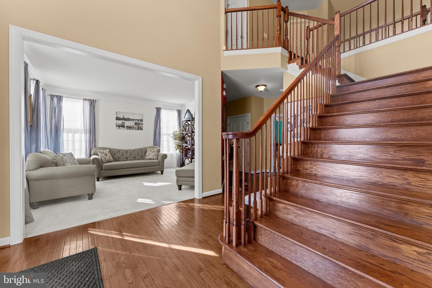 321 Radiant Court photo 12