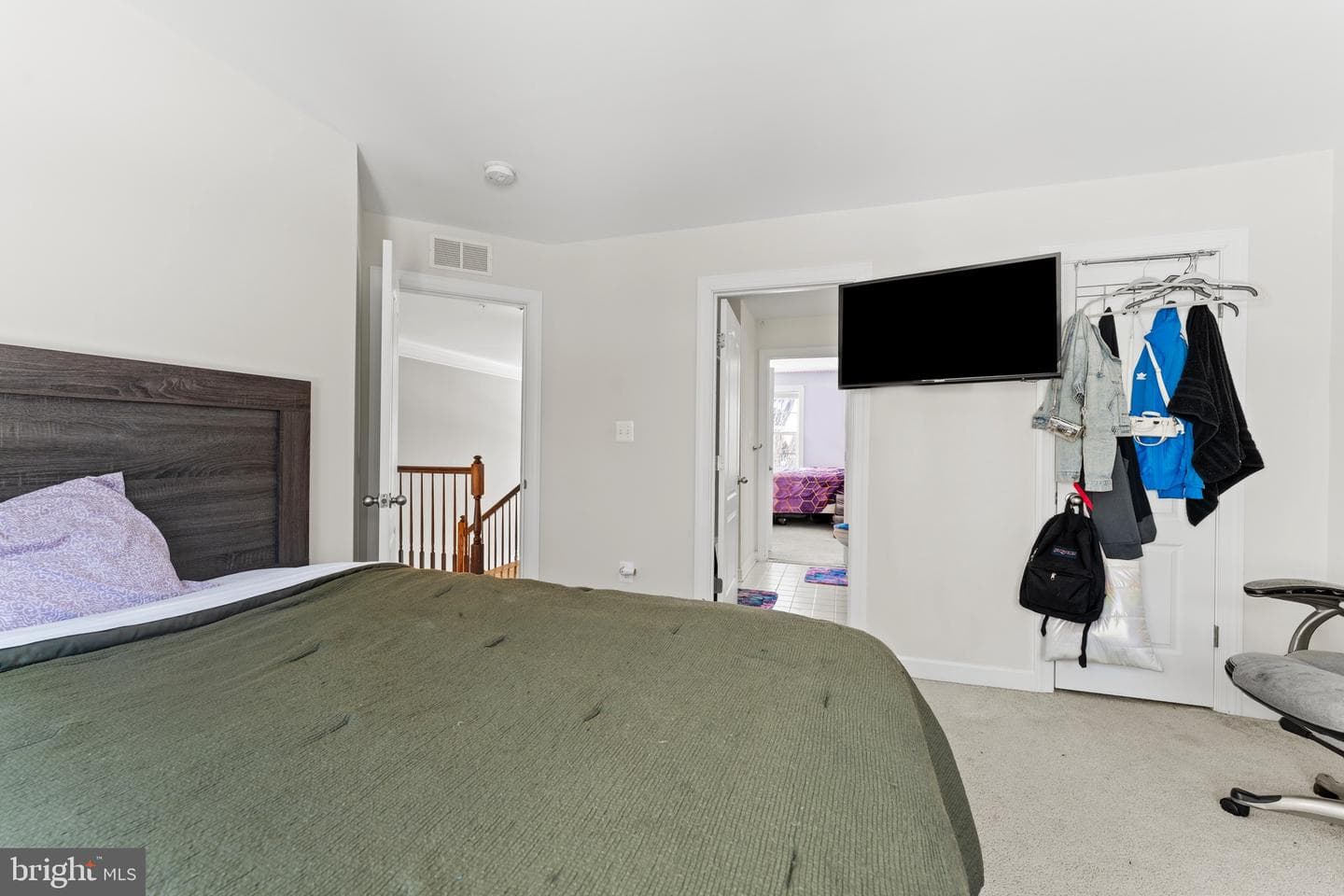 321 Radiant Court photo 44