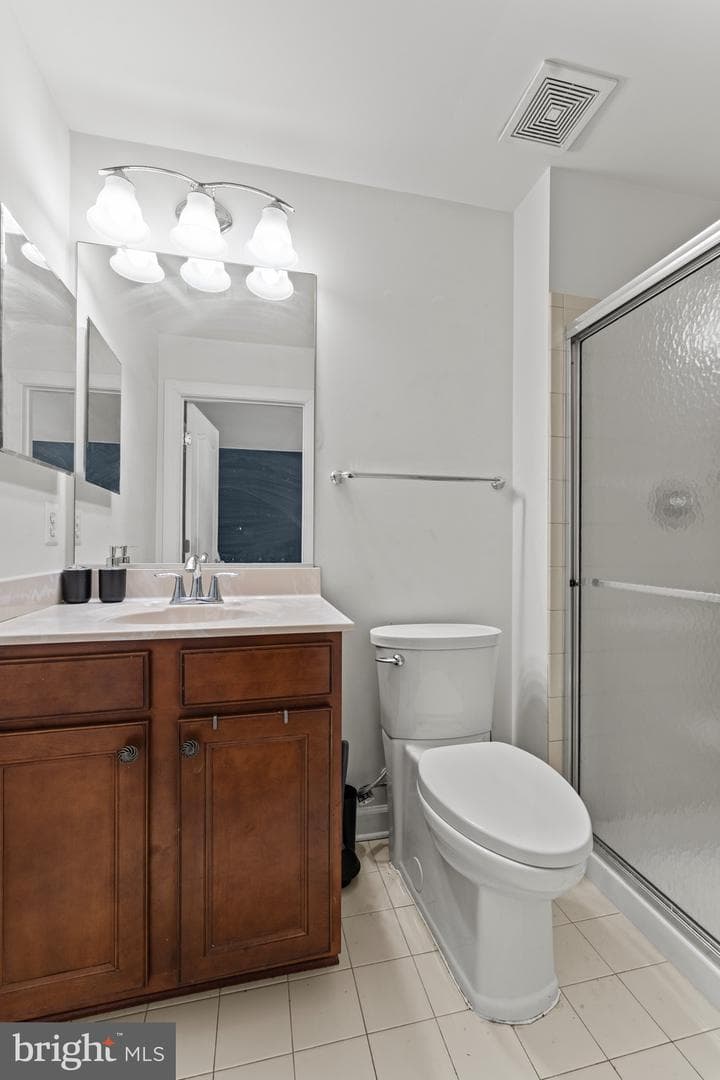 321 Radiant Court photo 55