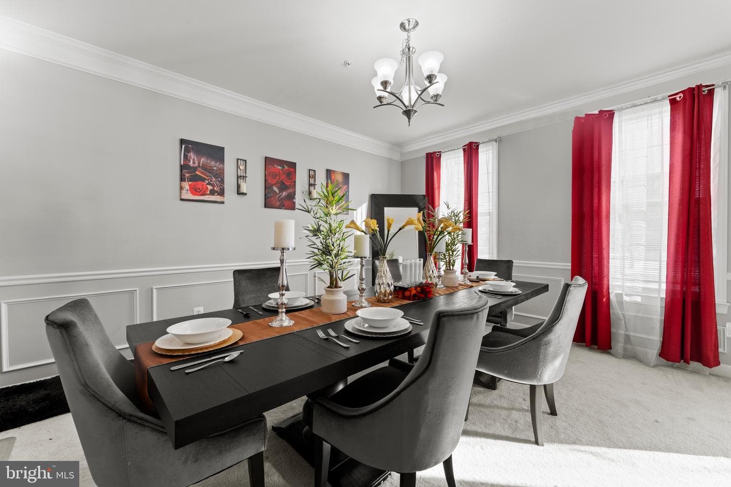 321 Radiant Court photo 8