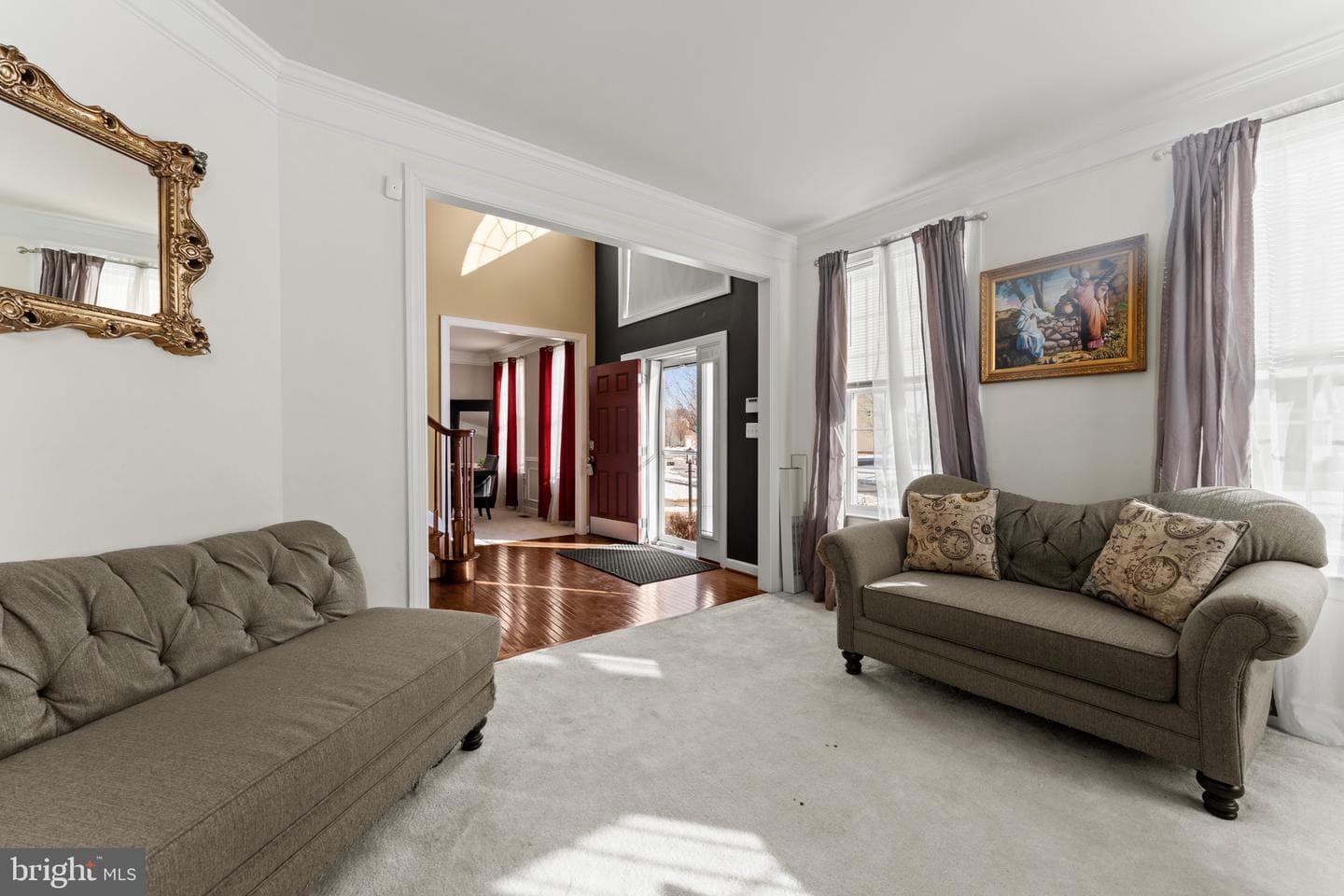 321 Radiant Court photo 9