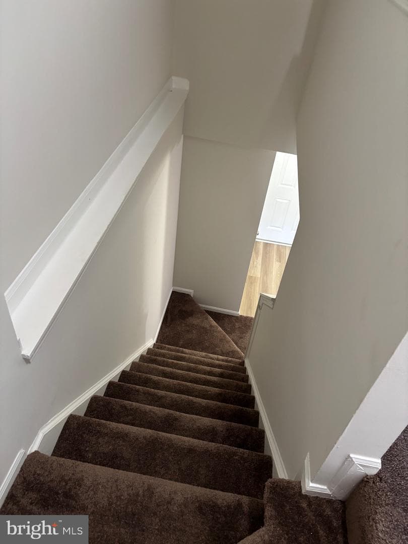 2815 Nomad Court E photo 11