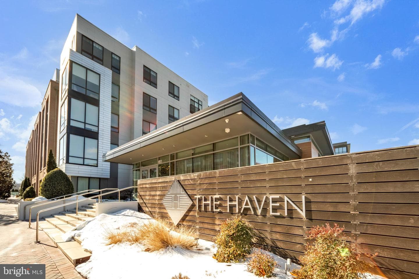 145 Riverhaven Drive #451 photo 1